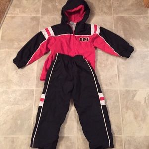 Boys 3T NIKE windbreaker outfit