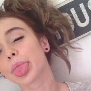 Meet your Posher, Charlotte