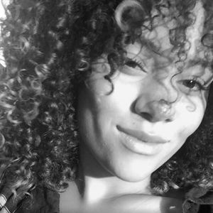 Meet your Posher, Mya