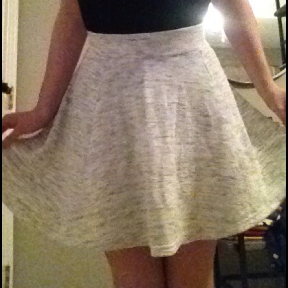 Gray/white circle skirt