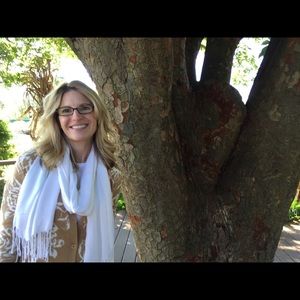 Meet your Posher, Toni