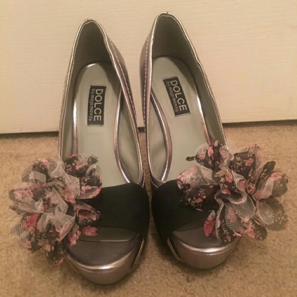 Dolce by MOJO moxy pumps