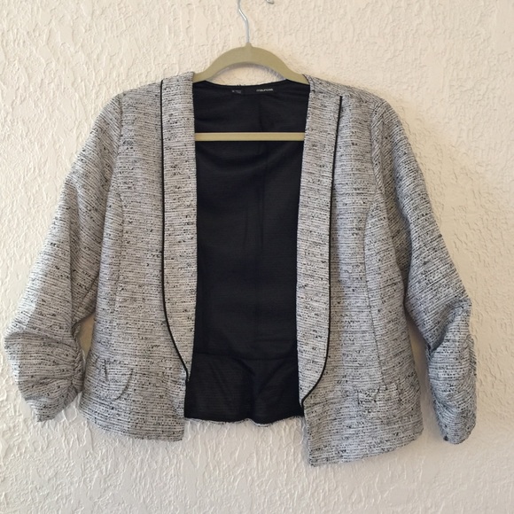 Cropped Blazer