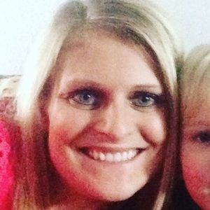 Meet your Posher, Candice