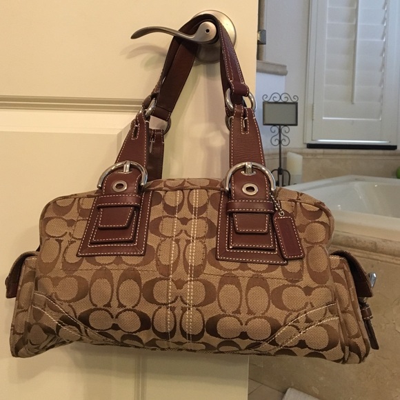 Coach Handbags - Coach Purse