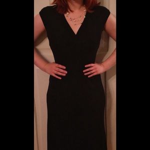 Jones New York Size 6 black formal dress