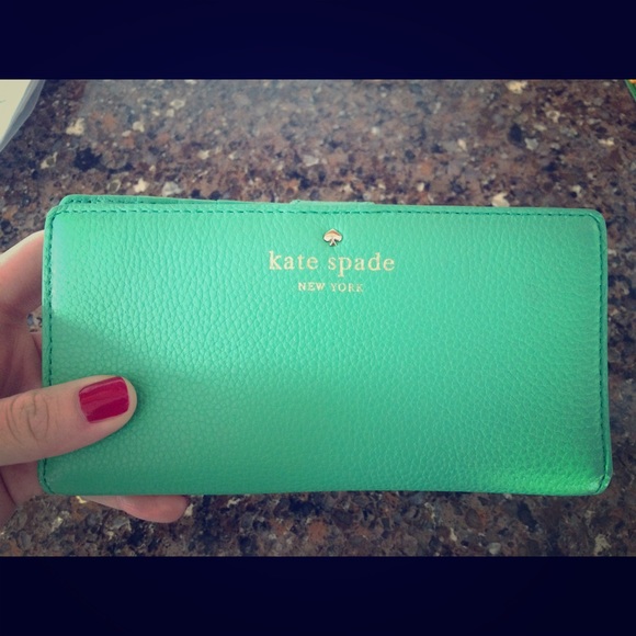 ‼️PRICE ⬇️‼️ kate spade wallet
