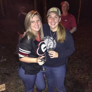 Meet your Posher, Madelyn