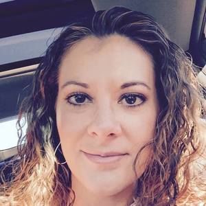 Meet your Posher, Holly