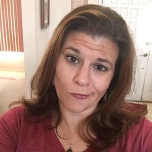 Meet your Posher, Gianina