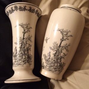 2 Toile Vases