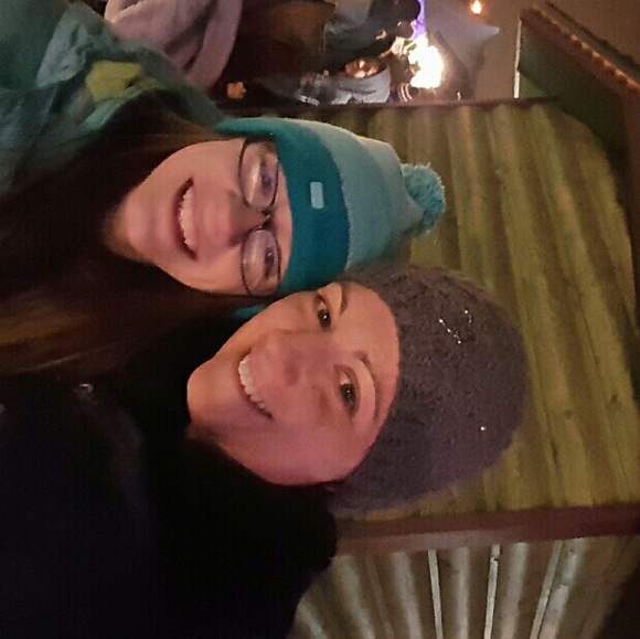 Meet your Posher, Heather - Picture 1 of 1