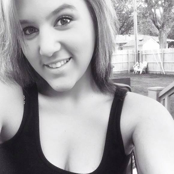 Meet your Posher, Maraya