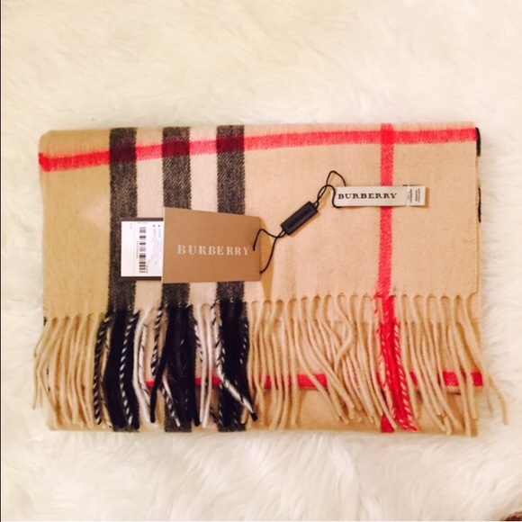 [NWT] Burberry Heritage Check Cashmere Scarf