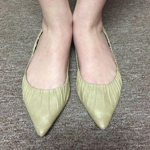 Gold flats