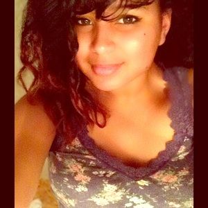 Meet your Posher, Nydia