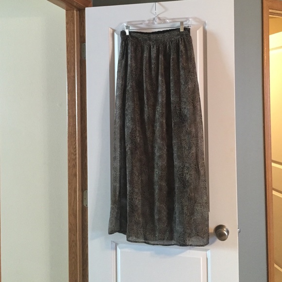 Cheetah print chiffon maxi skirt - Picture 1 of 2