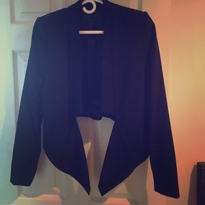 BCBG Maxazria Black tuxedo  blazer crop