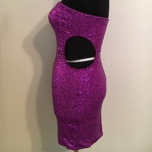 Perfect Purple Sequined Strapless Homecoming Dress