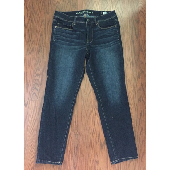 NWOT AE Dark Wash Skinny Jeans