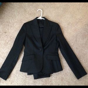 Express editor pant suit. Size 0