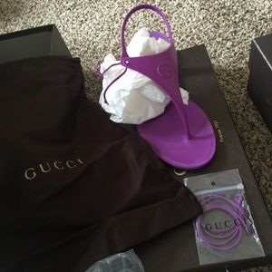 Authentic Gucci sandals wore twice