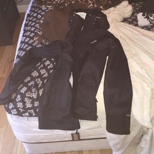 north face windbreaker