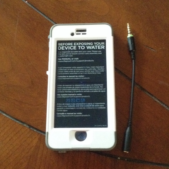 Nüüd Lifeproof iPhone 6 Case