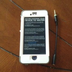 Nüüd Lifeproof iPhone 6 Case