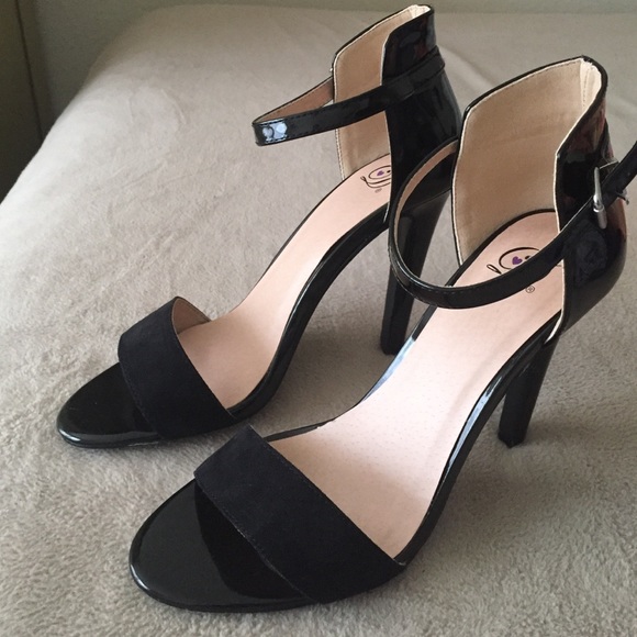 5 inch black heels