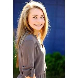 Meet your Posher, Maya