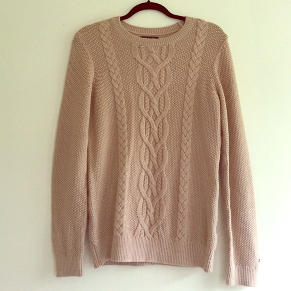 Tommy Hilfiger sweater