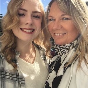 Meet your Posher, Pam