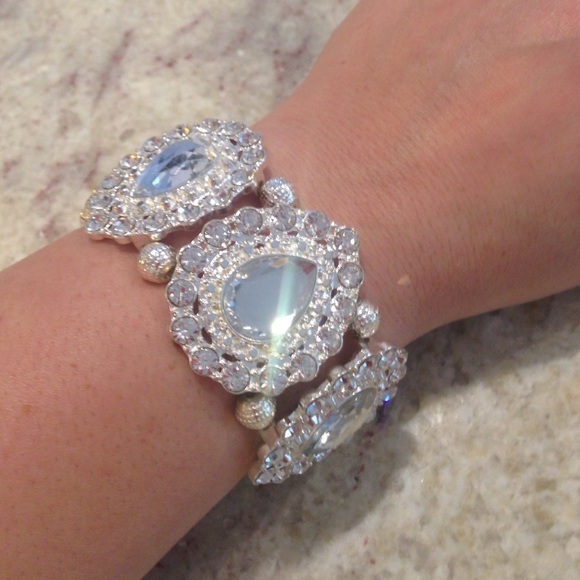 Bracelet - Picture 2 of 2