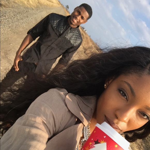 Meet your Poshers, Trel and Kailen - Picture 1 of 1
