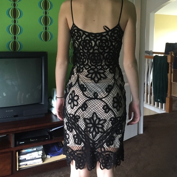 Cocktail dress - Picture 2 of 4