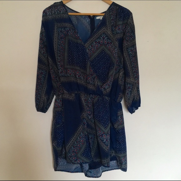 Francesca's Collections Tops - Long Sleeve Romper