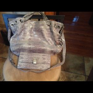 Michael Michael Kors Jet Set Shoulder Tote Slate
