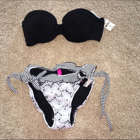 Victoria's Secret Other - Swimsuit set 💕💕💕