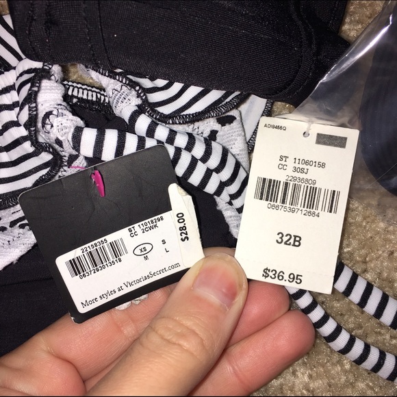 Swimsuit set ๐๐๐ - Picture 3 of 3