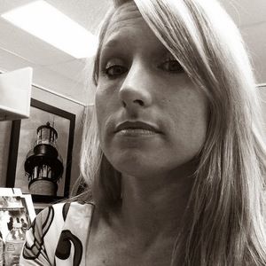 Meet your Posher, Holly