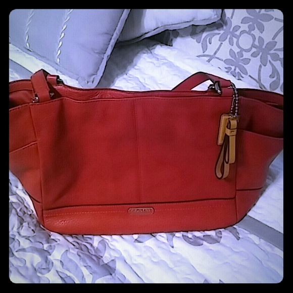 Coach Handbags - ✔1 day sale✔Authentic Coach leather shoulder bag