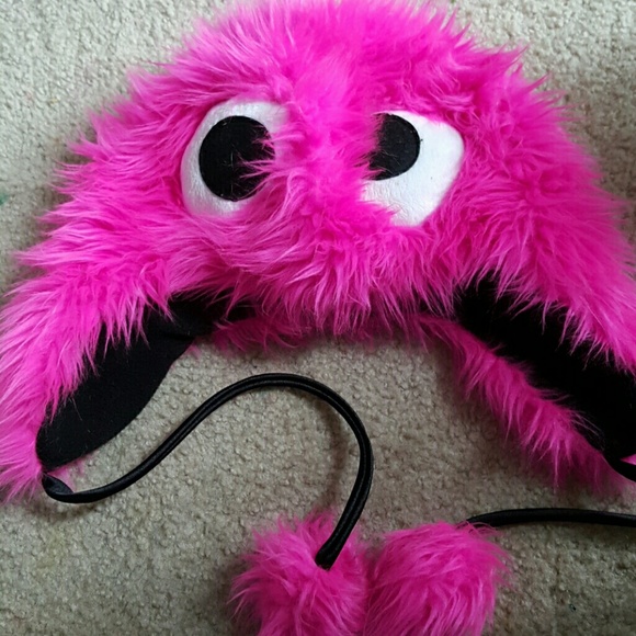 Hat - Picture 1 of 2