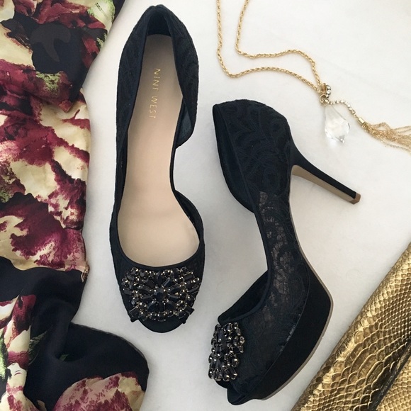 Nine West Shoes - 💥HP💥 Bejeweled lace Nine West d'Orsay platform
