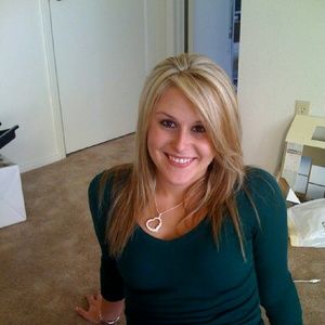 Meet your Posher, Vanessa