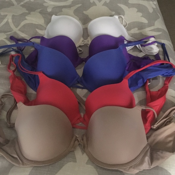 Victoria Secret Bras (5 pack)