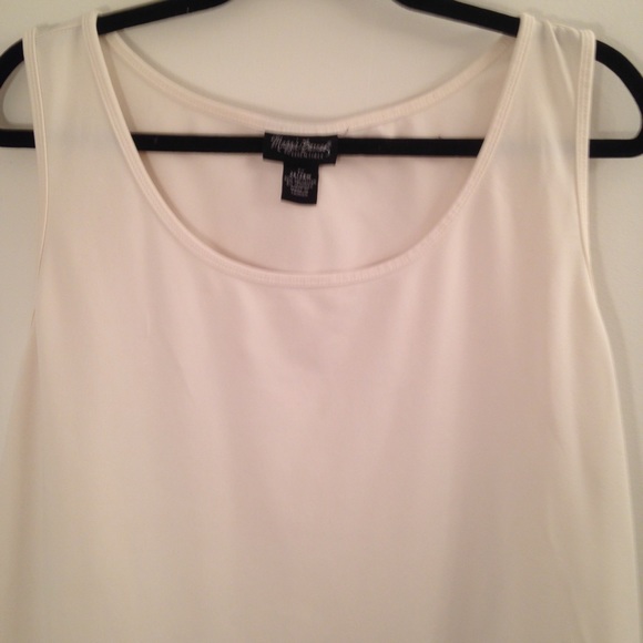 Maggie Barnes Tank Top - Picture 3 of 4