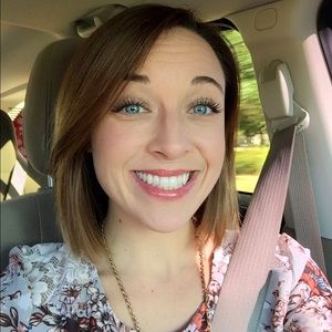 Meet your Posher, Erica