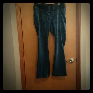 Maternity jeans