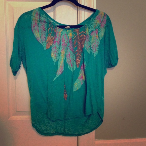 Beautiful Teal Sparkling Indian Feather Tee